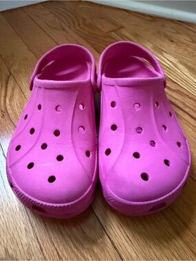 Crocs Classic Clog Pink Water Outdoor Summer Shoes Kids Size 3